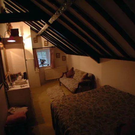 Cullintra House *