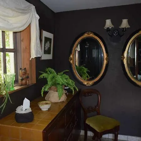 Cullintra House בית כפרי *